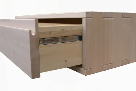 Cassetto in legno con guide metalliche, pronto per sostituire guide cassetti in legno.