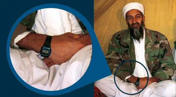 Primo piano sul polso di Osama bin Laden che indossa un orologio digitale, forse l'orologio più venduto al mondo per la sua semplicità e affidabilità.