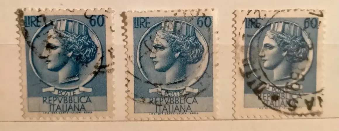 Tre francobolli vecchi della Repubblica Italiana, con profilo femminile e valore 60 lire. Un pezzo di storia filatelica, interessante per il valore francobolli vecchi.